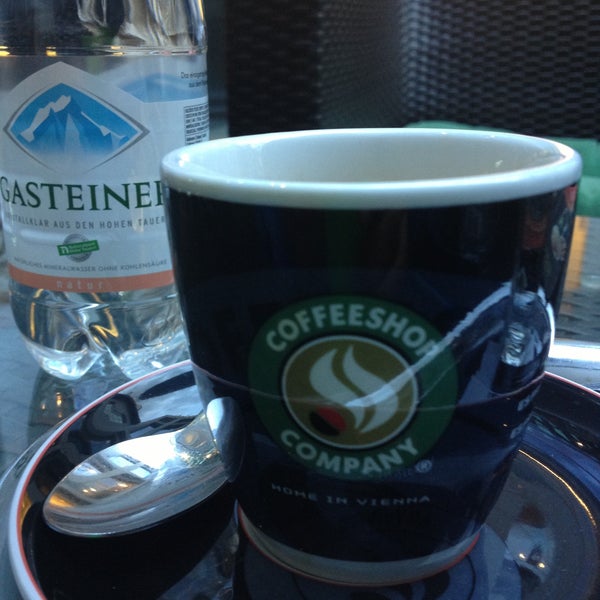 Favorit Motors Coffeeshop
