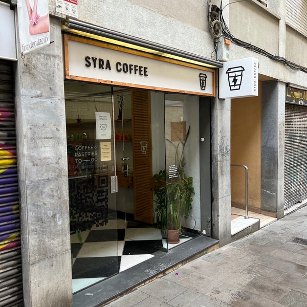 3/6/2022 tarihinde Felix B.ziyaretçi tarafından Syra Coffee'de çekilen fotoğraf