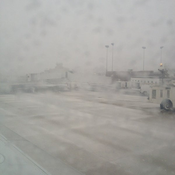 3/18/2013 tarihinde Darla A.ziyaretçi tarafından Lehigh Valley International Airport (ABE)'de çekilen fotoğraf