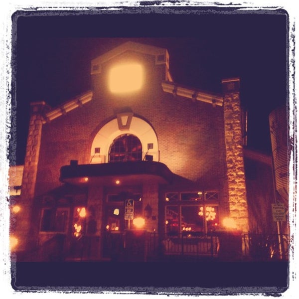 Photo taken at The Old Spaghetti Factory by Andres A. on 11/29/2012