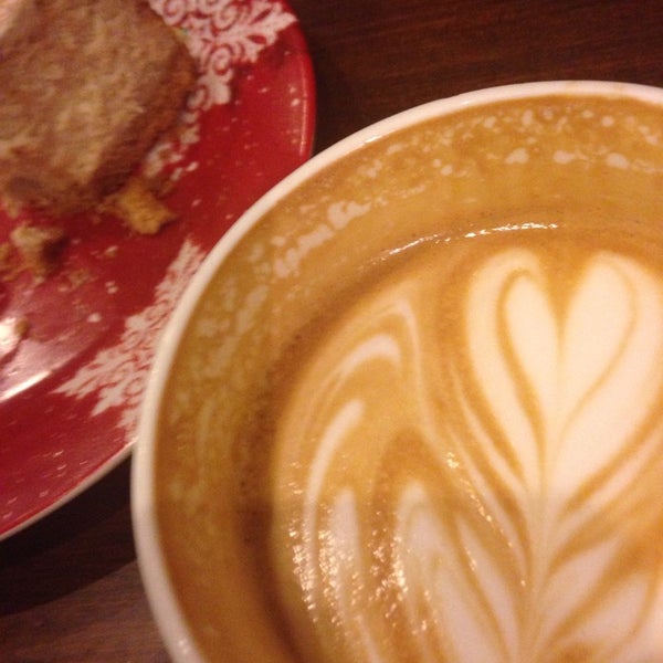 Photo taken at Dessert Oasis Coffee Roasters by Katie B. on 12/14/2014