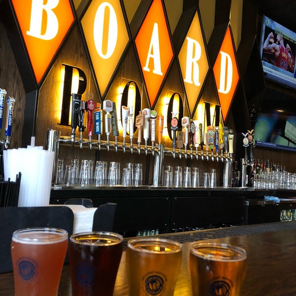 Уно бар. Uno bar, орёл. Кальян бар uno. Рестораны в орле. Кафе в атриуме на 3 этаже.