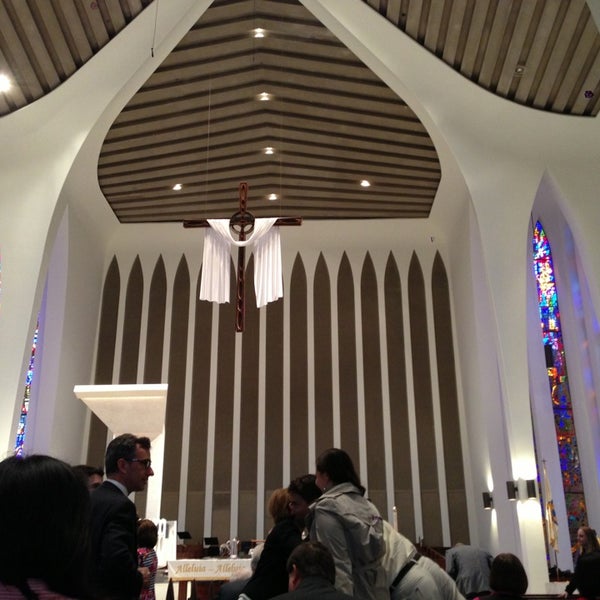 Foto tomada en National Presbyterian Church  por trippNfallN el 3/31/2013