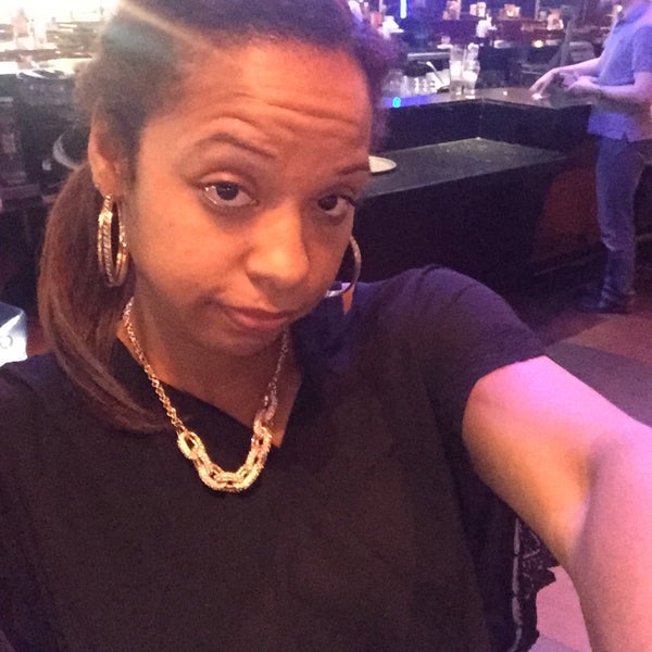 Photo taken at Dave &amp; Buster&#39;s by Victoria W. on 6/11/2015