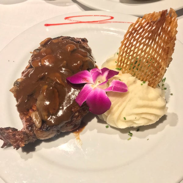 Photo taken at Holdren&#39;s Steaks &amp; Seafood by Sean K. on 3/30/2019
