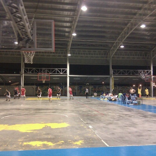 Indoor Basketball Court in Tula