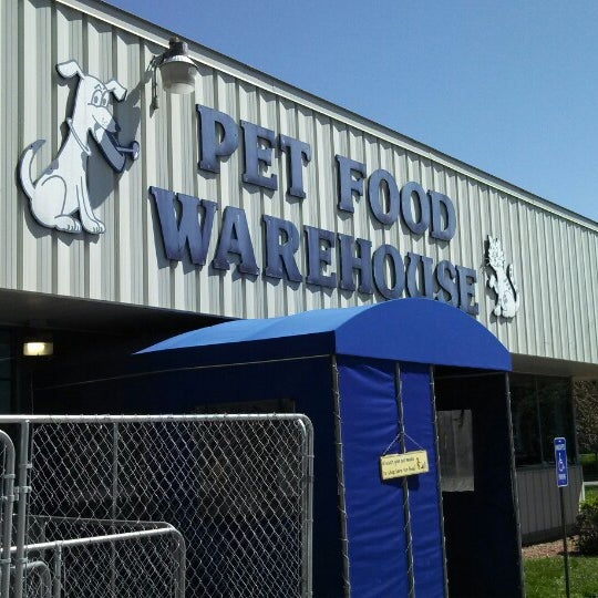 Pet Food Warehouse Burlington 2025