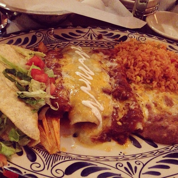 Снимок сделан в Abuelo&#39;s Mexican Restaurant пользователем Karlynn H. 5/6/2013