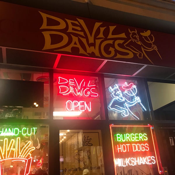 Photo taken at Devil Dawgs by Winston T. on 6/14/2019