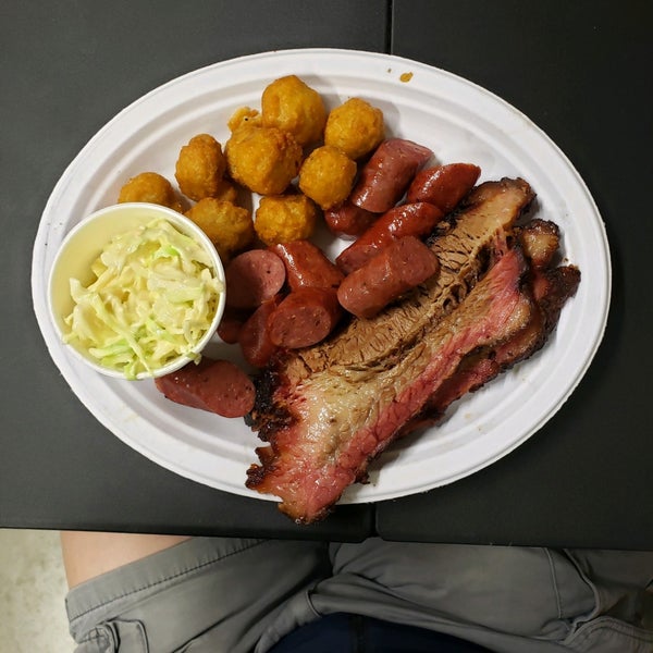 Tim's Bbq And Fish 1520 CR 3672