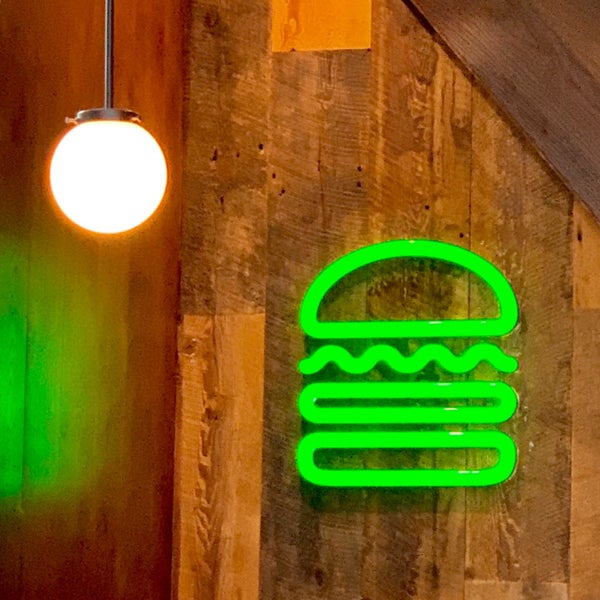 Photo taken at Shake Shack by Paul D. on 3/31/2019