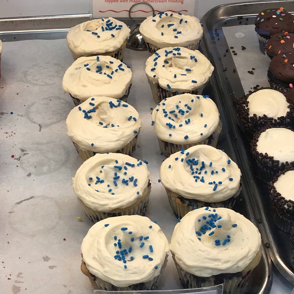 SusieCakes Cupcake Shop in Willow Glen