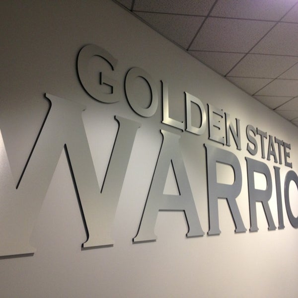 Foto tirada no(a) Golden State Warriors por Katie E. em 7/14/2013