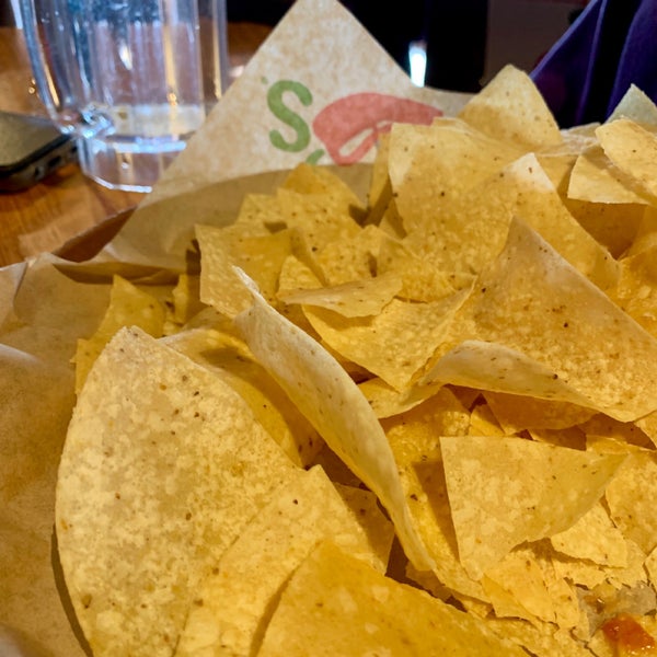 Photo taken at Chili&#39;s Grill &amp; Bar by Taryn D. on 3/11/2019