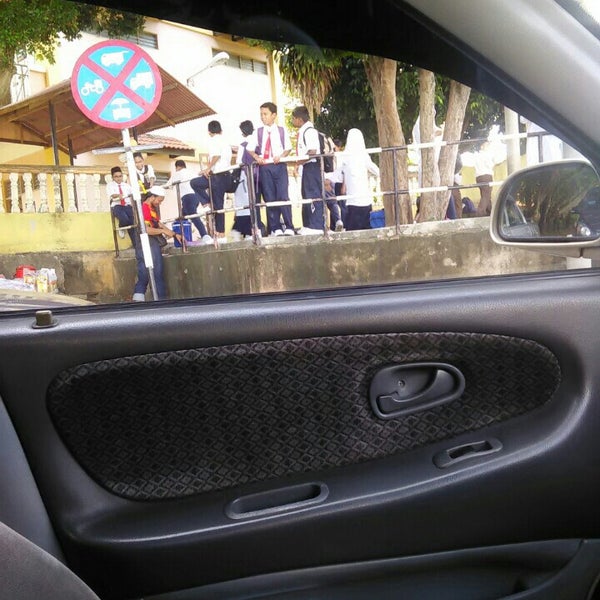 Sekolah Kebangsaan Bukit Beruang Melaka