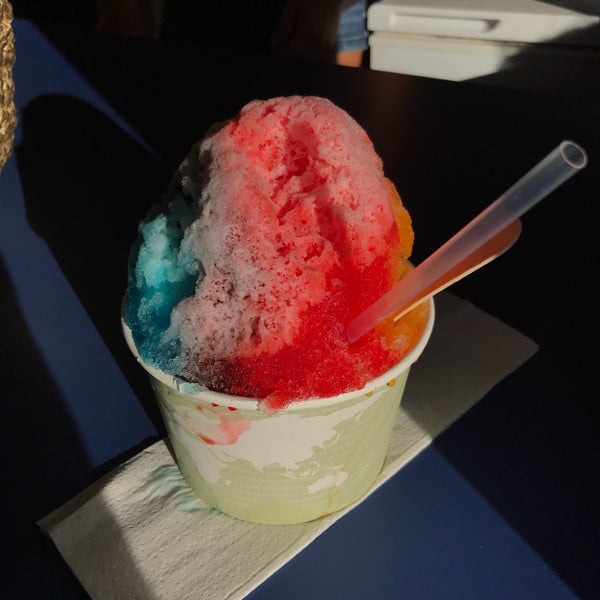 Photo taken at Local Boys Shave Ice - Kihei by John C. on 7/16/2017