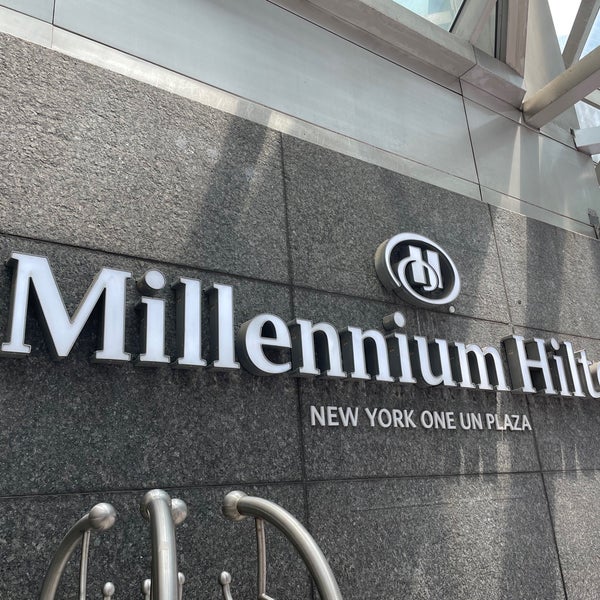 Photo taken at Millennium Hilton New York One UN Plaza by Thomas S. on 7/8/2022
