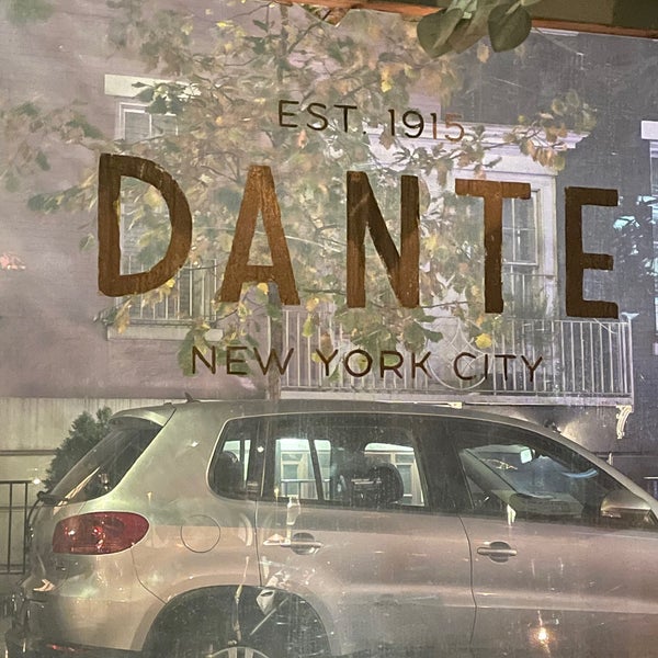 10/28/2022 tarihinde Thomas S.ziyaretçi tarafından Dante NYC'de çekilen fotoğraf