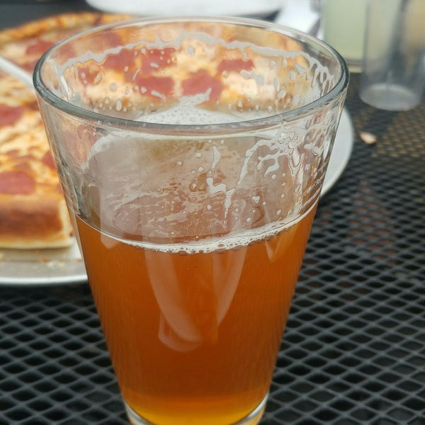 Photo taken at Moonlight Pizza &amp; Brewpub by Sheppy on 5/27/2018