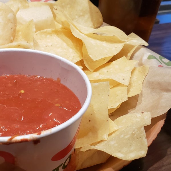 Photo taken at Chili&#39;s Grill &amp; Bar by Josh K. on 12/24/2018
