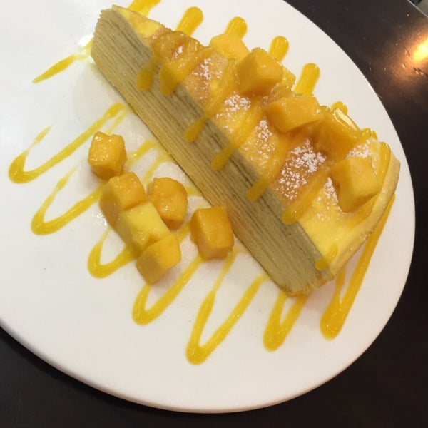 Photo taken at Mango Mango Dessert - Edison by Summaiyah H. on 9/17/2018