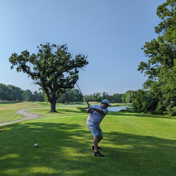 Seven Bridges Golf Club Golf Course in Woodridge