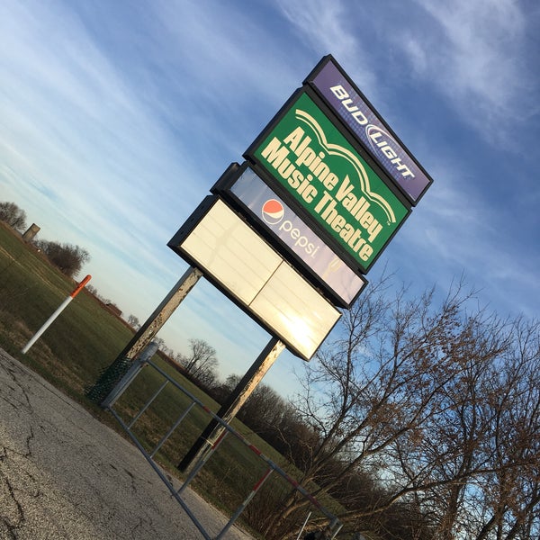 Alpine Valley Parking Lot 5 tips from 1170 visitors