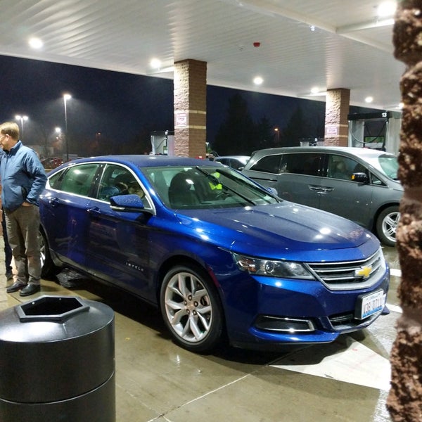 Costco Gasoline Fuel Station in Naperville