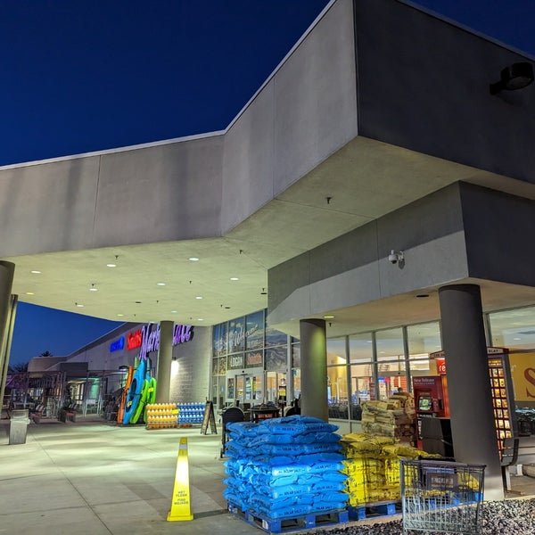 Smith's Food & Drug - Grocery Store in Logan