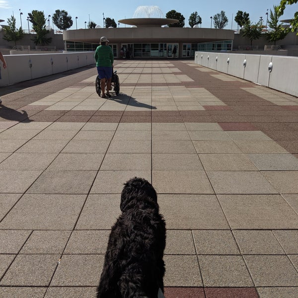 Photo taken at Monona Terrace Community and Convention Center by Zig on 8/10/2019