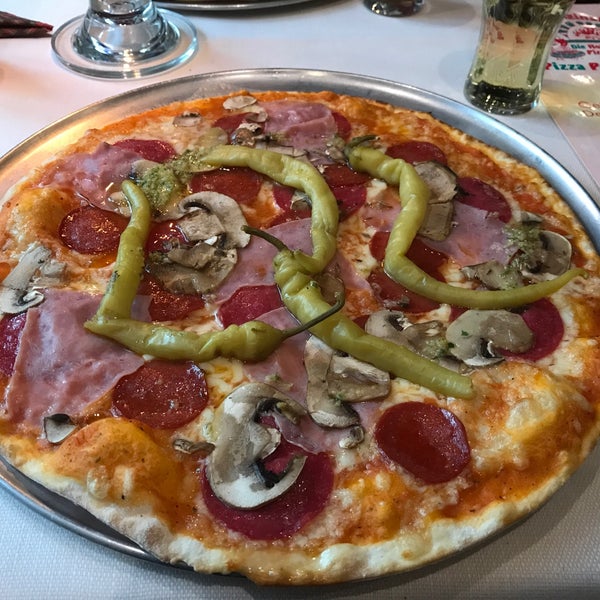 Пицца в израиле. "пицца". Per pizza. Камень для пиццы для барбекю. Зоом пицца.