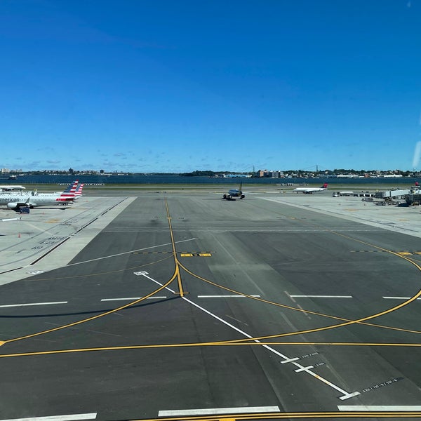 Photo taken at Terminal B by Tanja W. on 9/23/2022