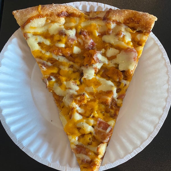 Photo taken at Big G&#39;s Pizza by Phoenix J. on 4/13/2023