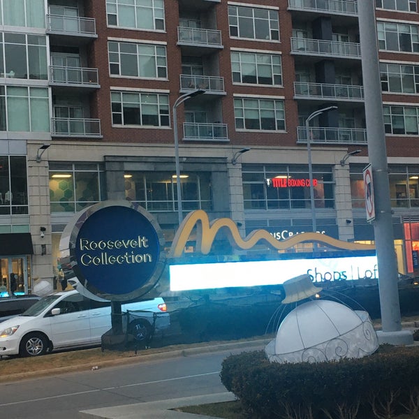 The Shops at Roosevelt Collection South Loop Chicago, IL