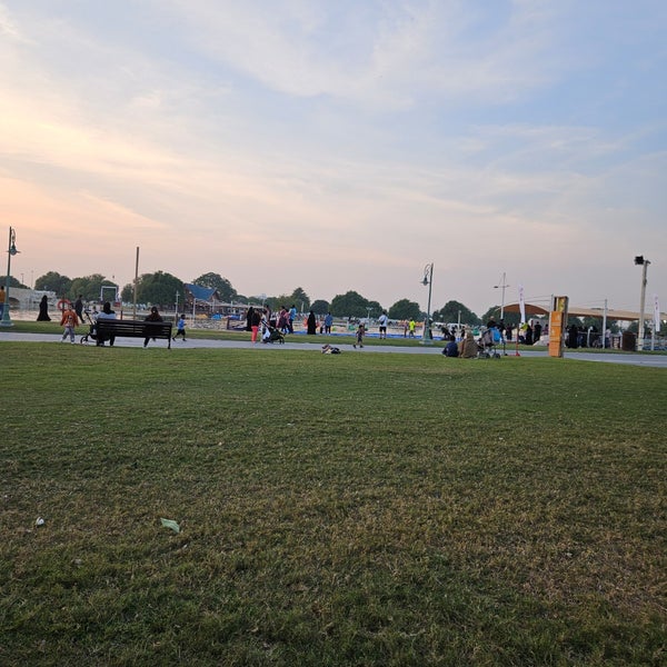 รูปภาพถ่ายที่ Aspire Park โดย Muhd Sofi เมื่อ 12/9/2023