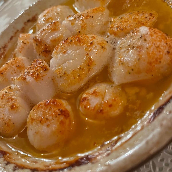 Etta's Channel Side Seafood Restaurant in Chincoteague Island