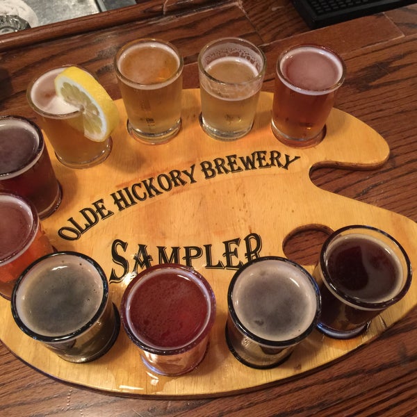 Photo taken at Olde Hickory Tap Room by Doctor K. on 8/2/2015