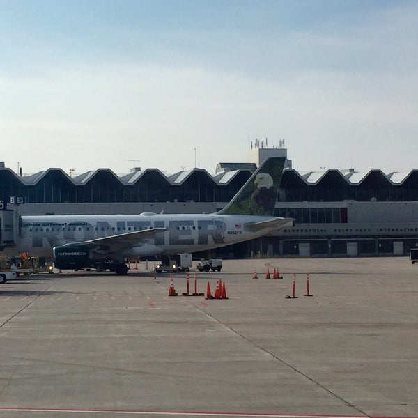 Photo taken at Minneapolis–Saint Paul International Airport (MSP) by Lennon G. on 7/11/2015