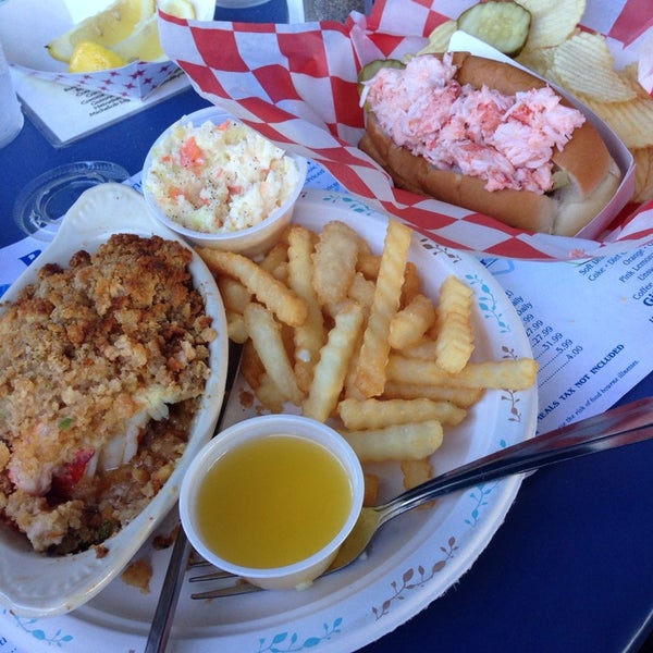7/6/2014 tarihinde Jen G.ziyaretçi tarafından Ray&#39;s Seafood Restaurant'de çekilen fotoğraf