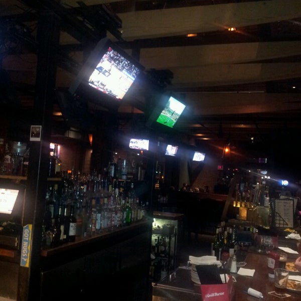 Brooklyn's Sports Bar in Denver