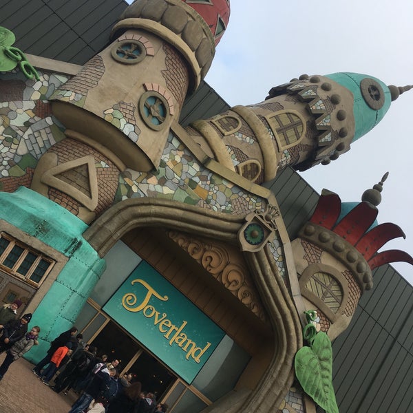 Photo taken at Toverland by Paulien E. on 11/3/2017