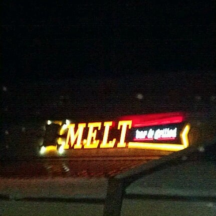 Foto tirada no(a) Melt Bar and Grilled por Hailey B. em 1/6/2013