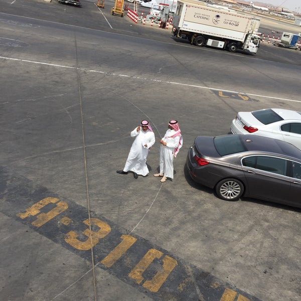 7/9/2015 tarihinde Dr. Ahmadziyaretçi tarafından King Abdulaziz International Airport (JED)'de çekilen fotoğraf