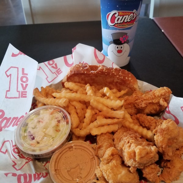 Photo taken at Raising Cane&#39;s Chicken Fingers by Arne A. on 11/24/2018