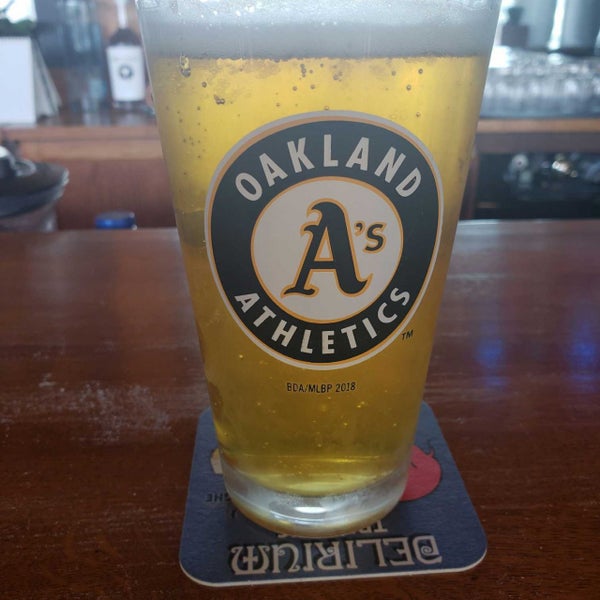 VJ'S Sports Bar X Pizza Marina Village 0 tips