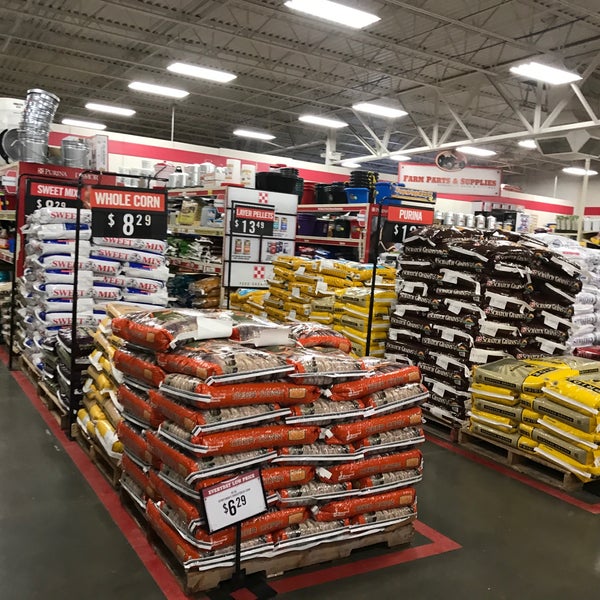 Tractor Supply Co. Hendersonville, TN