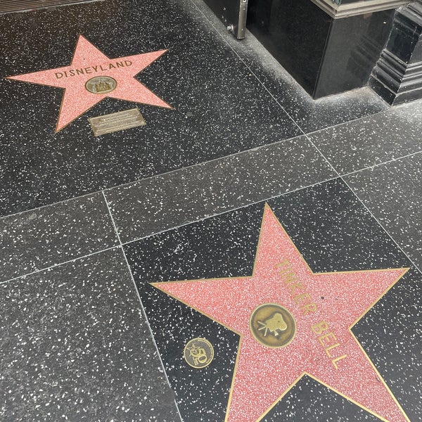 Foto tomada en Hollywood Walk of Fame  por P el 4/18/2024