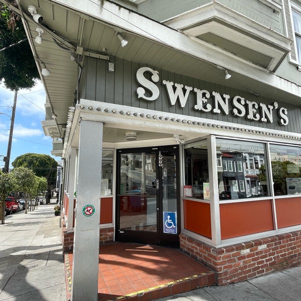 4/19/2024 tarihinde Pziyaretçi tarafından Swensen&#39;s Ice Cream'de çekilen fotoğraf