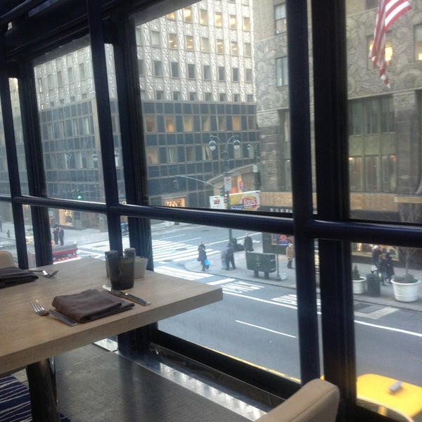 1/7/2013 tarihinde Bharat R.ziyaretçi tarafından New York Central Bar and Kitchen'de çekilen fotoğraf