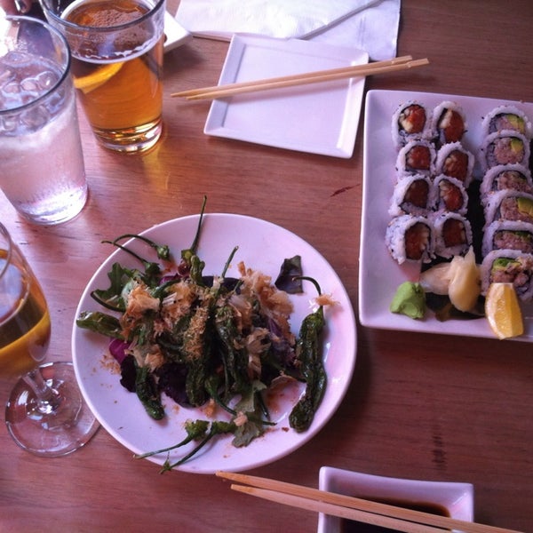 5/28/2013にLydiaがKoda Sushi &amp; Sakeで撮った写真